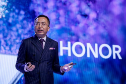 Honor     Apple    ,    iPhone