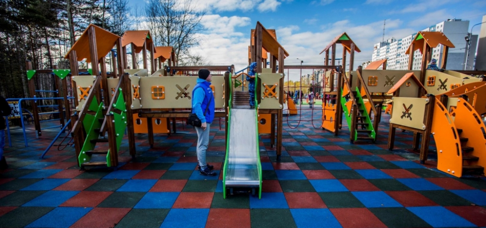 Новые детские площадки появятся в парке «За Саймой» в Сургуте » ОКей  Интернет - домашний интернет - Сургут